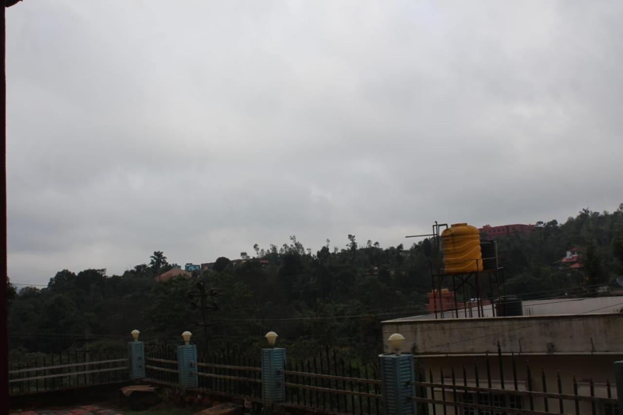 מדיקרי Coorg Vacation Stay מראה חיצוני תמונה